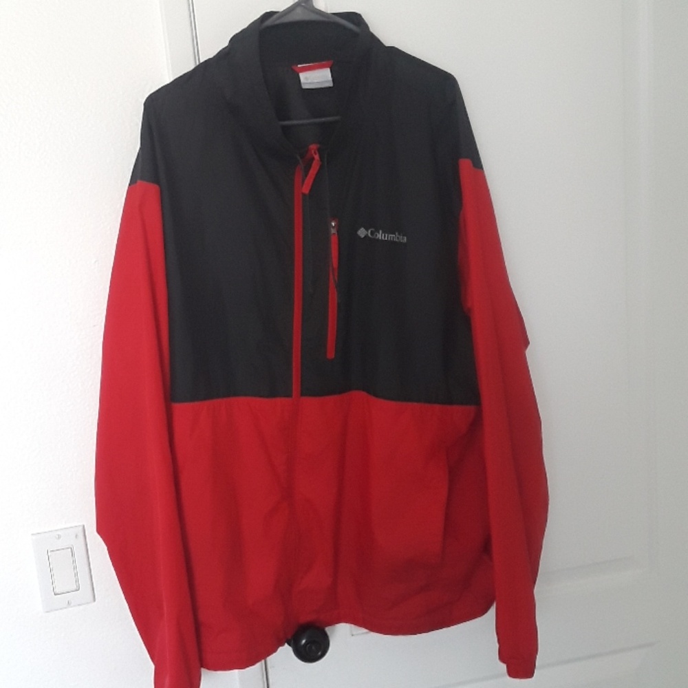 Columbia windbreaker